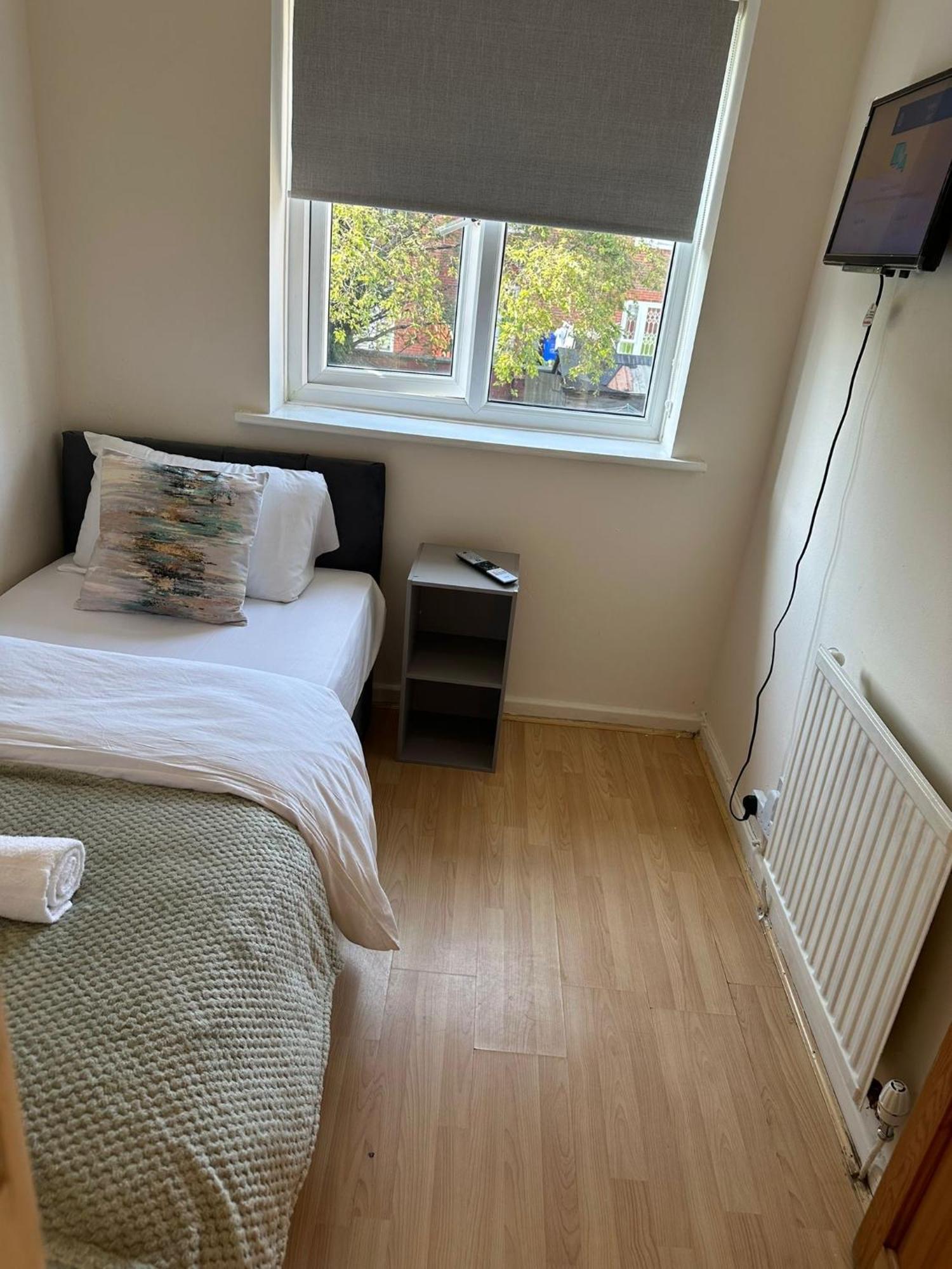 3 Bedroom Apartment Close To Manchester City Stadium And Coop Live Екстер'єр фото
