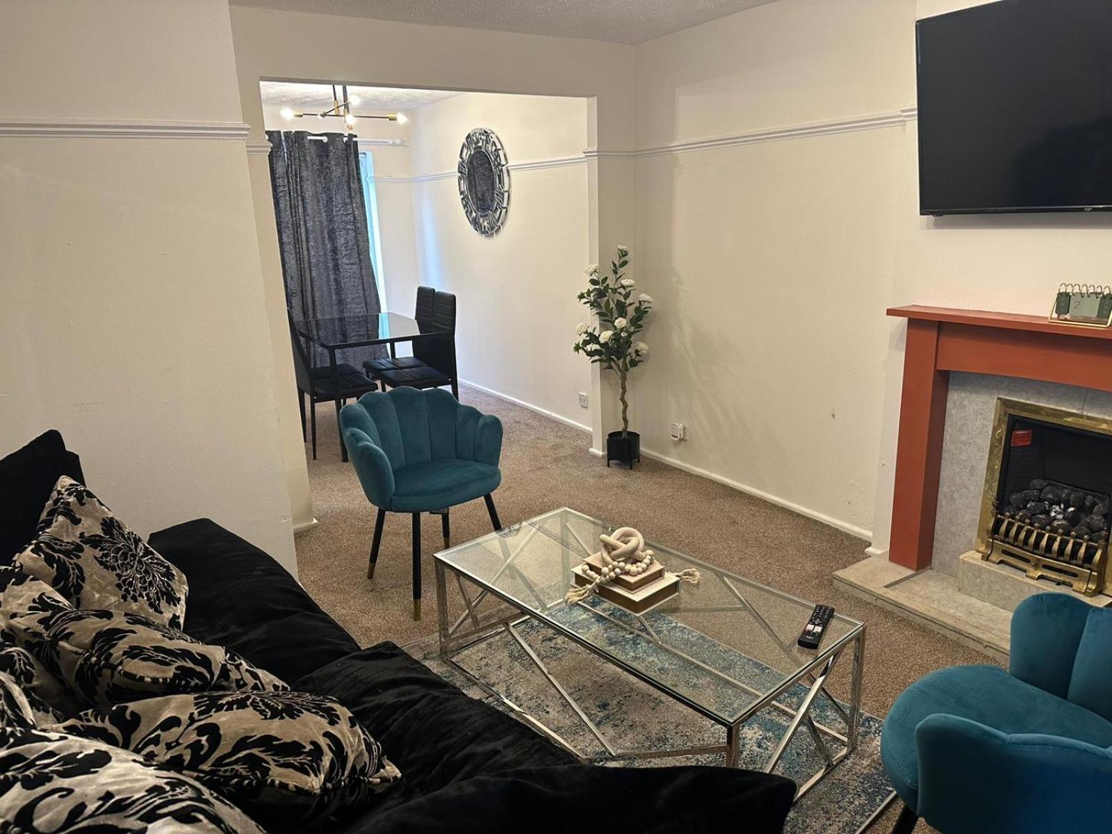 3 Bedroom Apartment Close To Manchester City Stadium And Coop Live Екстер'єр фото
