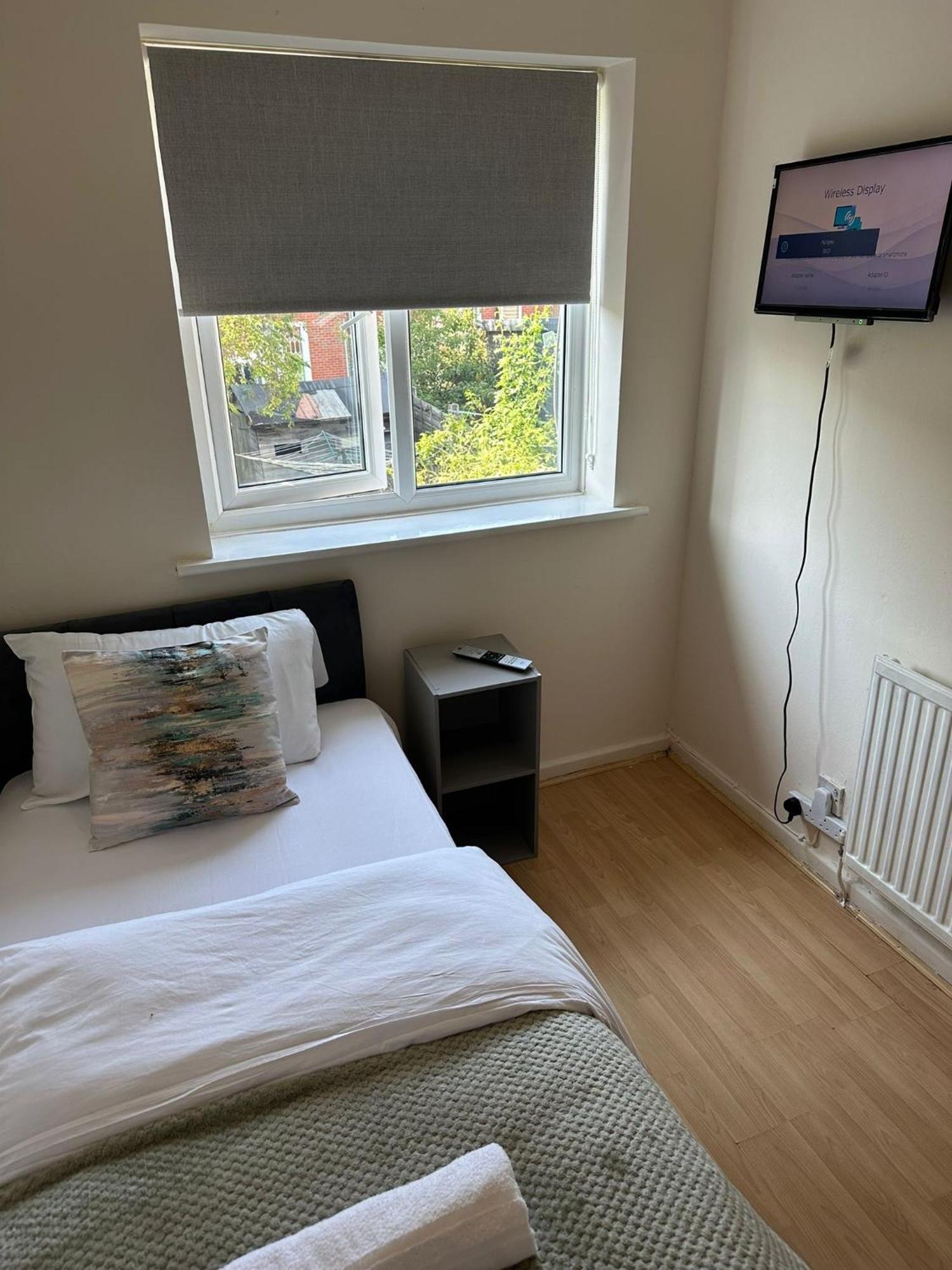 3 Bedroom Apartment Close To Manchester City Stadium And Coop Live Екстер'єр фото